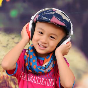 老男人舔逼颜面
